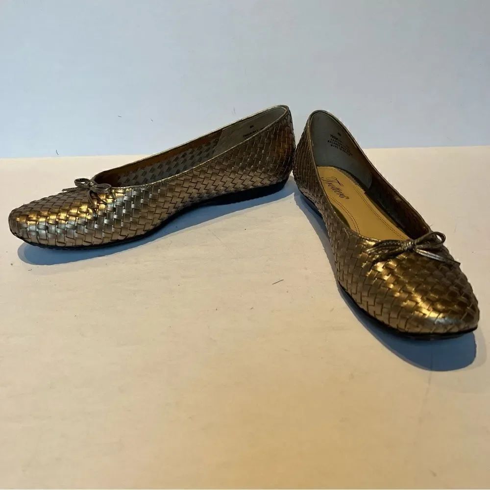 Trotters Women's Flats Size 9N Metallic Gold Weave Slip on
